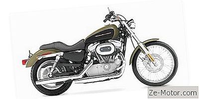 2007 Harley-Davidson Sportster 883 Custom