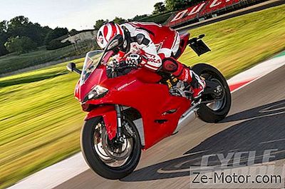 2014 Ducati 899 Panigale - Premier Coup D'Oeil
